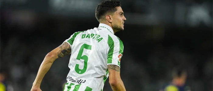 La defensa del Betis en apuros ¿apostamos por Bartra?